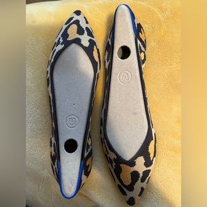 Rothy's big cat point shoes